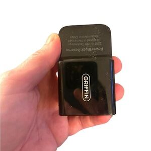 Griffin power lock reserve PB-RESI USB  5 v out iPod and I phone charger
